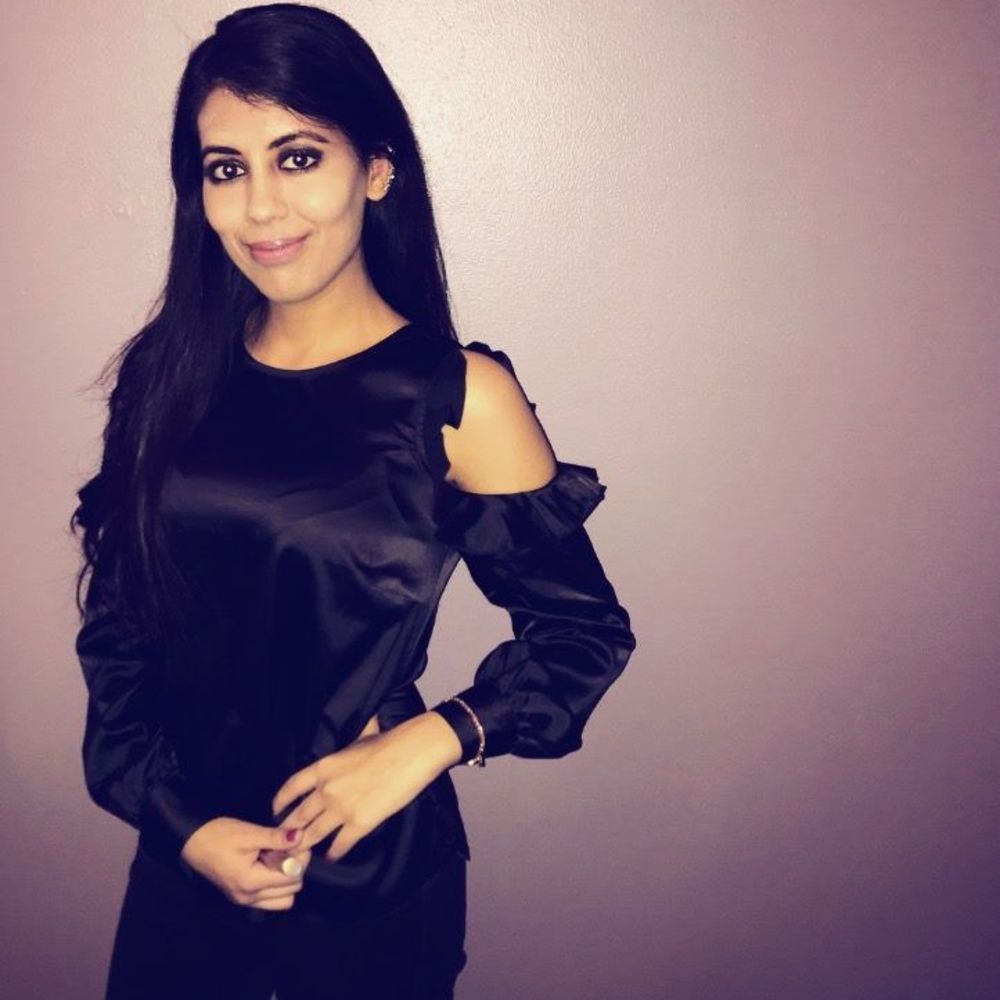 Meet your Posher, Pallvi